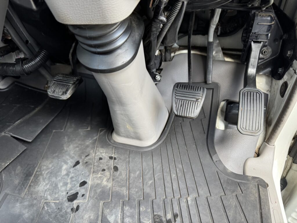 平成20年　トヨエース2トン平　4WD　フル装備　5MT　車検1年付