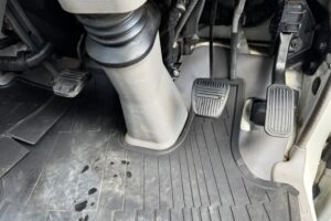 サムネイル: 平成20年　トヨエース2トン平　4WD　フル装備　5MT　車検1年付