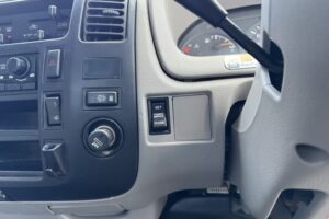 サムネイル: 平成20年　トヨエース2トン平　4WD　フル装備　5MT　車検1年付