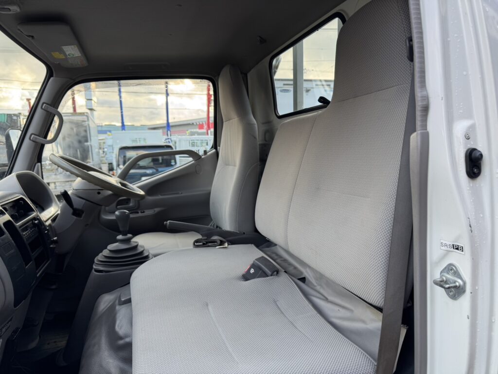 平成20年　トヨエース2トン平　4WD　フル装備　5MT　車検1年付