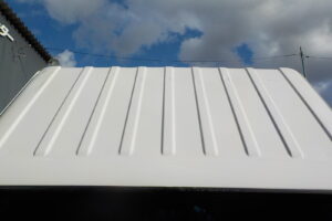 サムネイル: 平成27年 エルフ2tダンプ 電動コボレーン