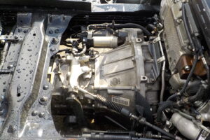 サムネイル: 平成27年 エルフ2tダンプ 電動コボレーン