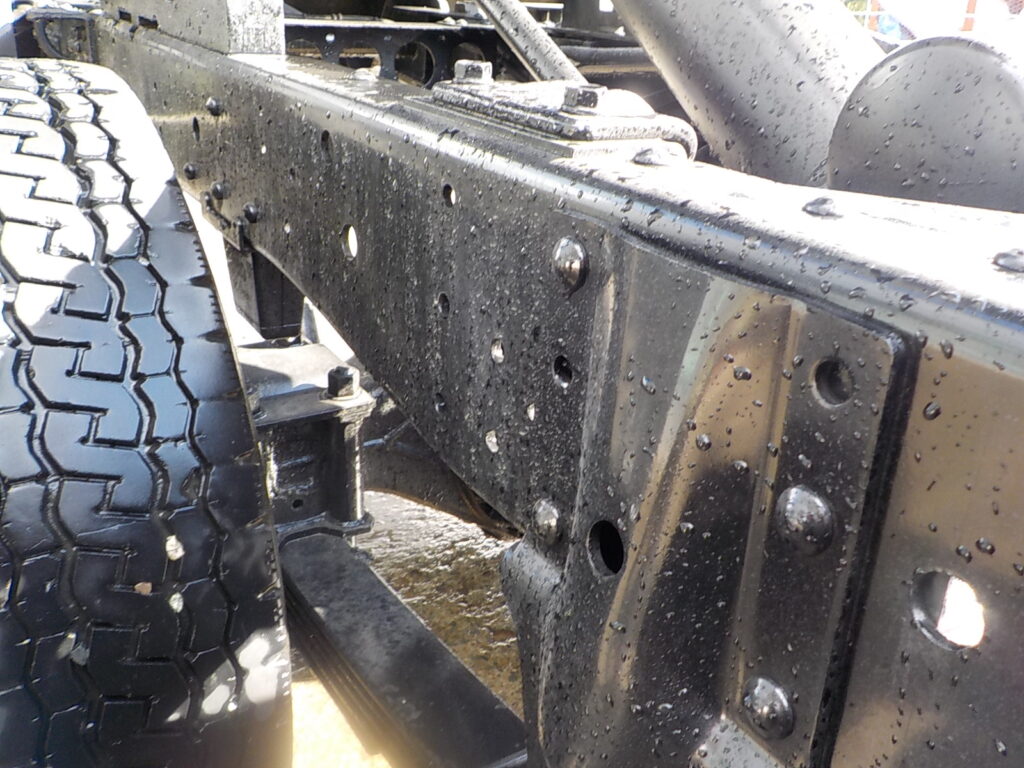 平成27年 エルフ2tダンプ 電動コボレーン