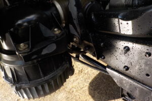 サムネイル: 平成27年 エルフ2tダンプ 電動コボレーン