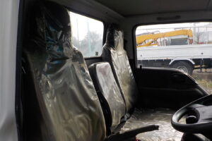 サムネイル: 平成27年 エルフ2tダンプ 電動コボレーン