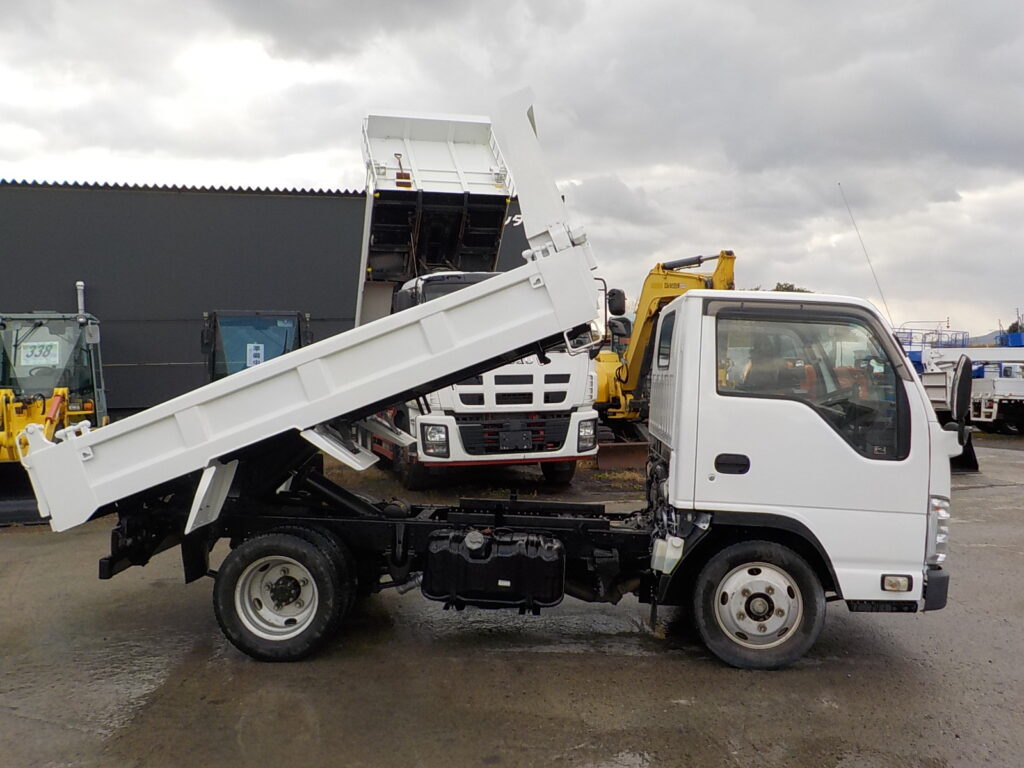 平成27年 エルフ2tダンプ 電動コボレーン