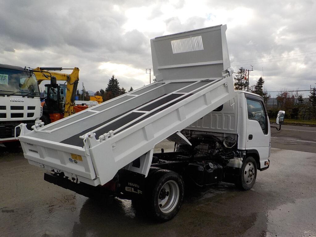 平成27年 エルフ2tダンプ 電動コボレーン