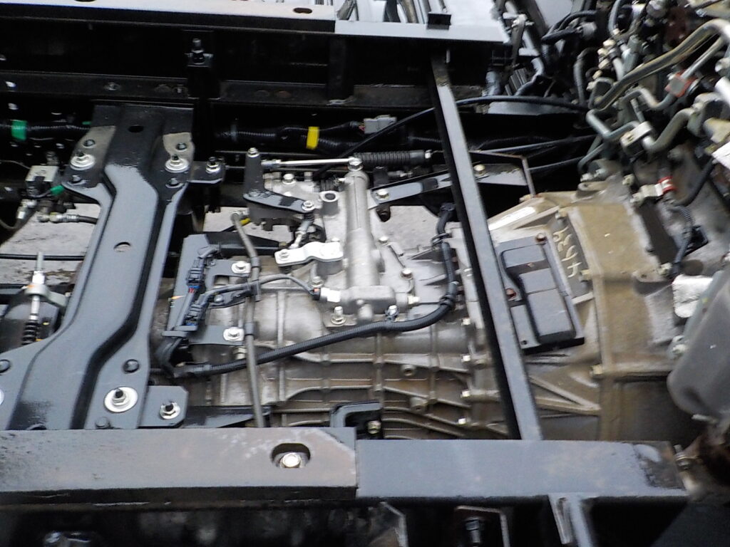 平成２９年式　いすゞ　フォワード　４ｔダンプ　