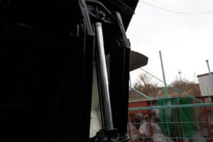 サムネイル: 平成２９年式　いすゞ　フォワード　４ｔダンプ　