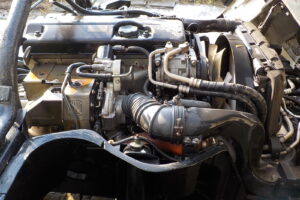 サムネイル: 平成22年 キャンター2tダンプ