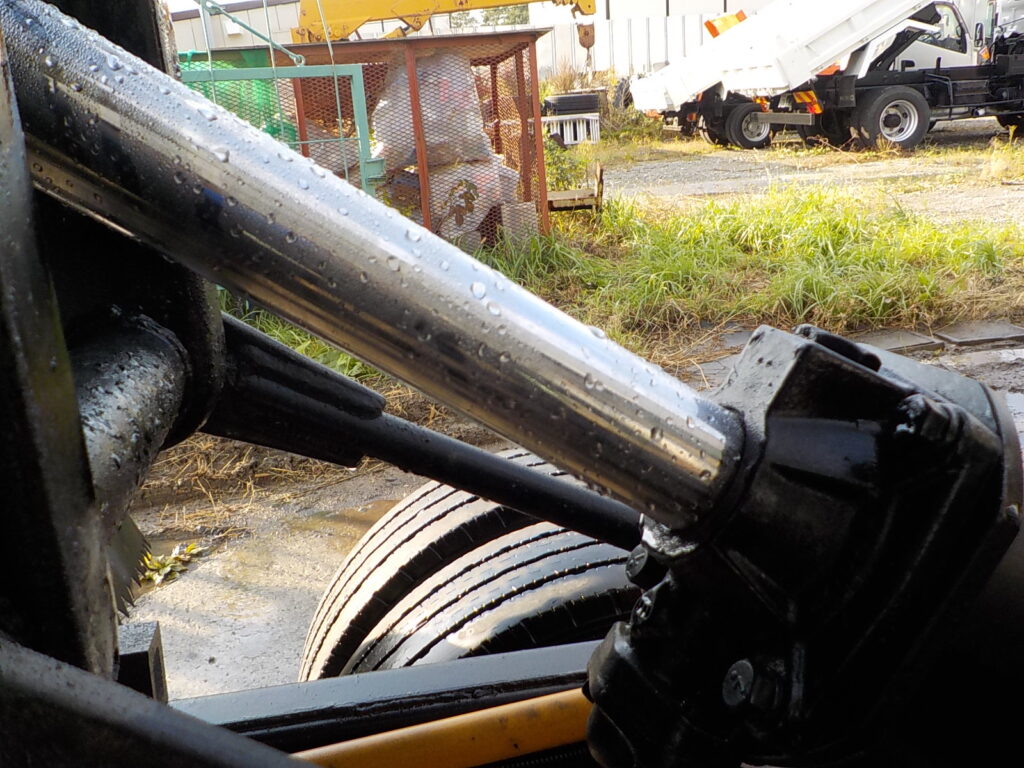 平成22年 キャンター2tダンプ