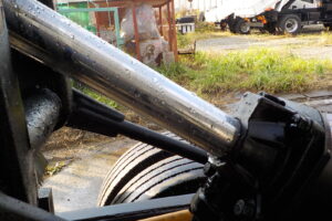 サムネイル: 平成22年 キャンター2tダンプ