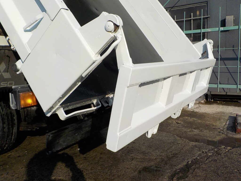 平成22年 キャンター2tダンプ