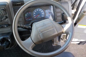 サムネイル: 平成22年 キャンター2tダンプ