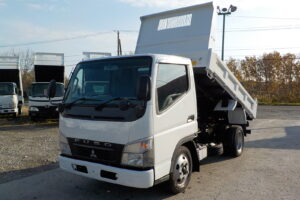 サムネイル: 平成22年 キャンター2tダンプ