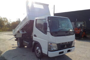 サムネイル: 平成22年 キャンター2tダンプ