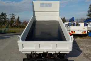 サムネイル: 平成22年 キャンター2tダンプ