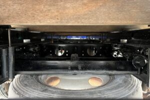 サムネイル: 平成24年　三菱　キャンター　２トン４段クレーンロング　フックイン・ラジコン・バックモニター（車検令和8年10月）