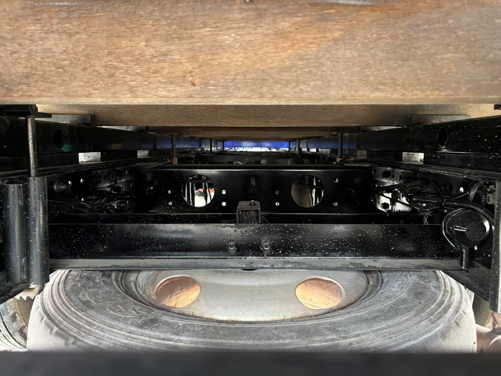 平成24年　三菱　キャンター　２トン４段クレーンロング　フックイン・ラジコン・バックモニター（車検令和8年10月）