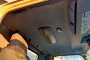 サムネイル: 平成23年　フォワード　４トン　アルミウィング　ワイドロング