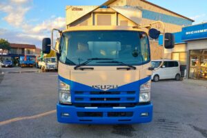 サムネイル: 平成23年　フォワード　４トン　アルミウィング　ワイドロング