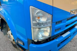 サムネイル: 平成23年　いすゞ　フォワード　４トン　アルミウィング　ワイドロング (車検1年付）