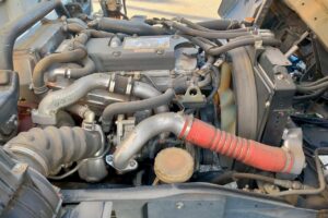 サムネイル: 平成23年　フォワード　４トン　アルミウィング　ワイドロング