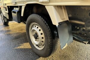 サムネイル: 令和1年　キャリイトラック　KCパワステ農繁仕様　４WD　車検2年付　