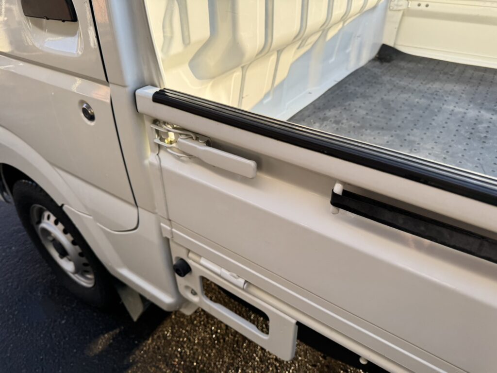 令和1年　キャリイトラック　KCパワステ農繁仕様　４WD　車検2年付　