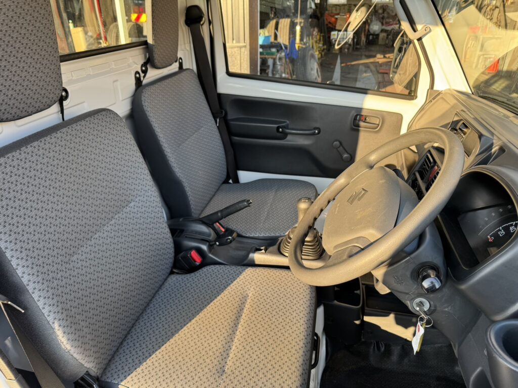 令和1年　キャリイトラック　KCパワステ農繁仕様　４WD　車検2年付　