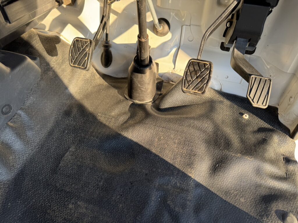 令和1年　キャリイトラック　KCパワステ農繁仕様　４WD　車検2年付　