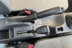 サムネイル: 令和1年　キャリイトラック　KCパワステ農繁仕様　４WD　車検2年付　