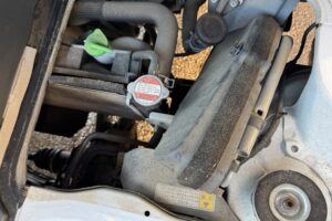 サムネイル: 令和1年　キャリイトラック　KCパワステ農繁仕様　４WD　車検2年付　