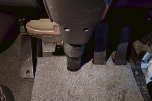 サムネイル: 平成23年式　コンドル増トンクレーン　4段ラジコン　ベッド付き　アルミアオリ