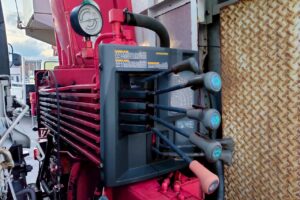 サムネイル: 平成23年式　コンドル増トンクレーン　4段ラジコン　ベッド付き　アルミアオリ