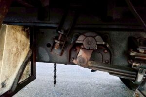 サムネイル: 平成23年式　コンドル増トンクレーン　4段ラジコン　ベッド付き　アルミアオリ