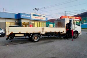 サムネイル: 平成23年式　コンドル増トンクレーン　4段ラジコン　ベッド付き　アルミアオリ