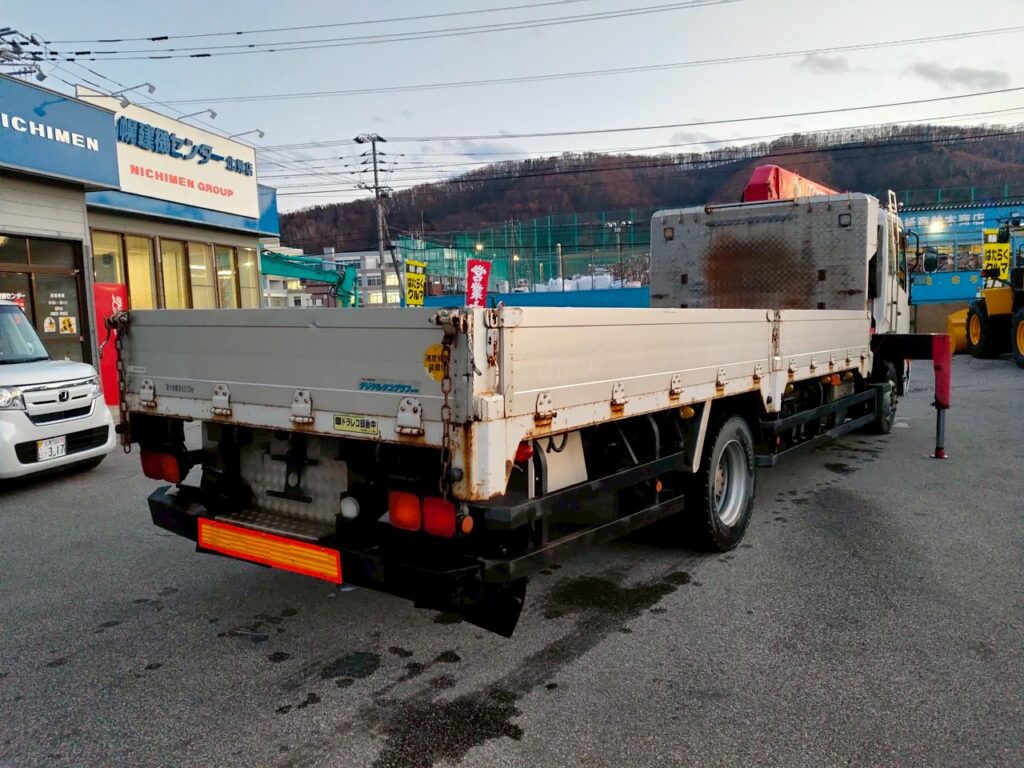 平成23年式　コンドル増トンクレーン　4段ラジコン　ベッド付き　アルミアオリ