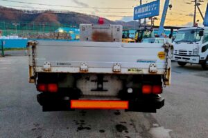 サムネイル: 平成23年式　コンドル増トンクレーン　4段ラジコン　ベッド付き　アルミアオリ