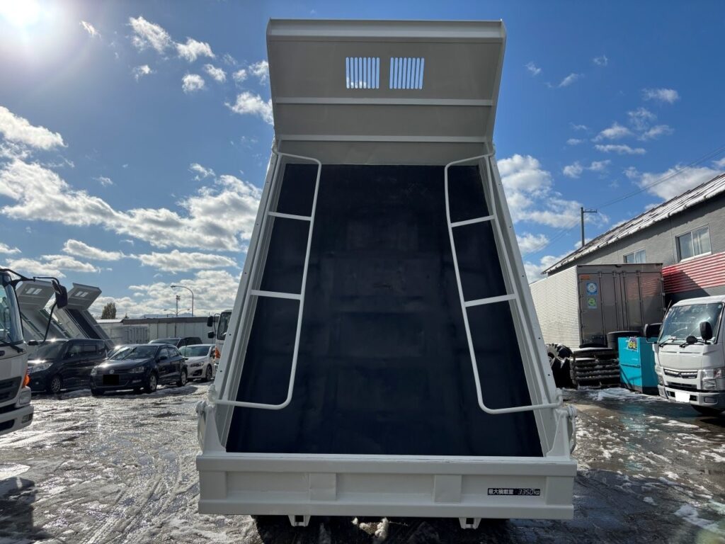平成25年　日野　レンジャー　４トンダンプ　電動コボレーン付・荷台塗装済！（車検令和8年10月）
