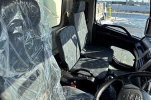 サムネイル: 平成25年　日野　レンジャー　４トンダンプ　電動コボレーン付・荷台塗装済！（車検令和8年10月）