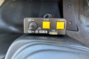 サムネイル: 平成25年　日野　レンジャー　４トンダンプ　電動コボレーン付・荷台塗装済！（車検令和8年10月）