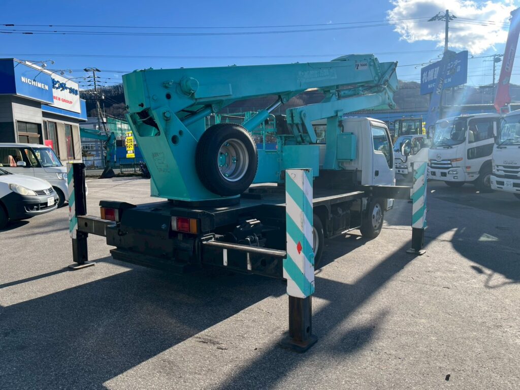 平成21年式　エルフ15.7m屈伸式ブーム高所作業車　スチールバケット