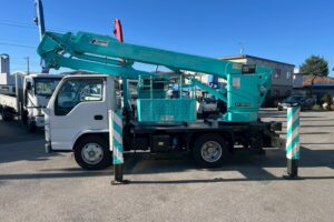 サムネイル: 平成21年式　エルフ15.7m屈伸式ブーム高所作業車　スチールバケット
