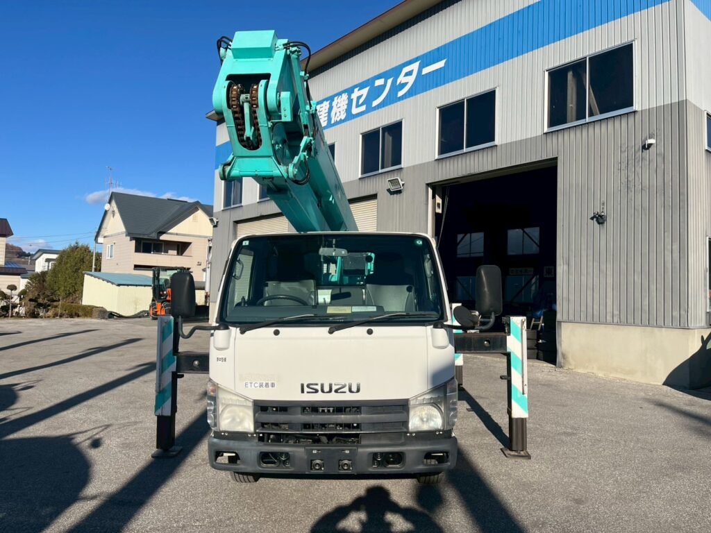 平成21年式　エルフ15.7m屈伸式ブーム高所作業車　スチールバケット
