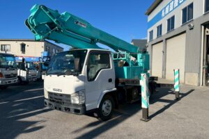 平成21年式　エルフ15.7m屈伸式ブーム高所作業車　スチールバケット