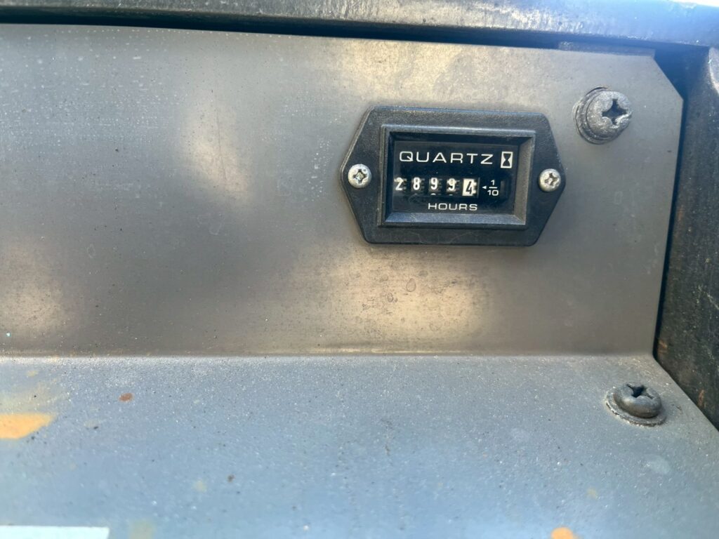 平成21年式　エルフ15.7m屈伸式ブーム高所作業車　スチールバケット