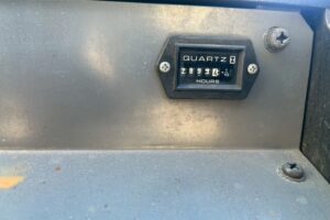 サムネイル: 平成21年式　エルフ15.7m屈伸式ブーム高所作業車　スチールバケット