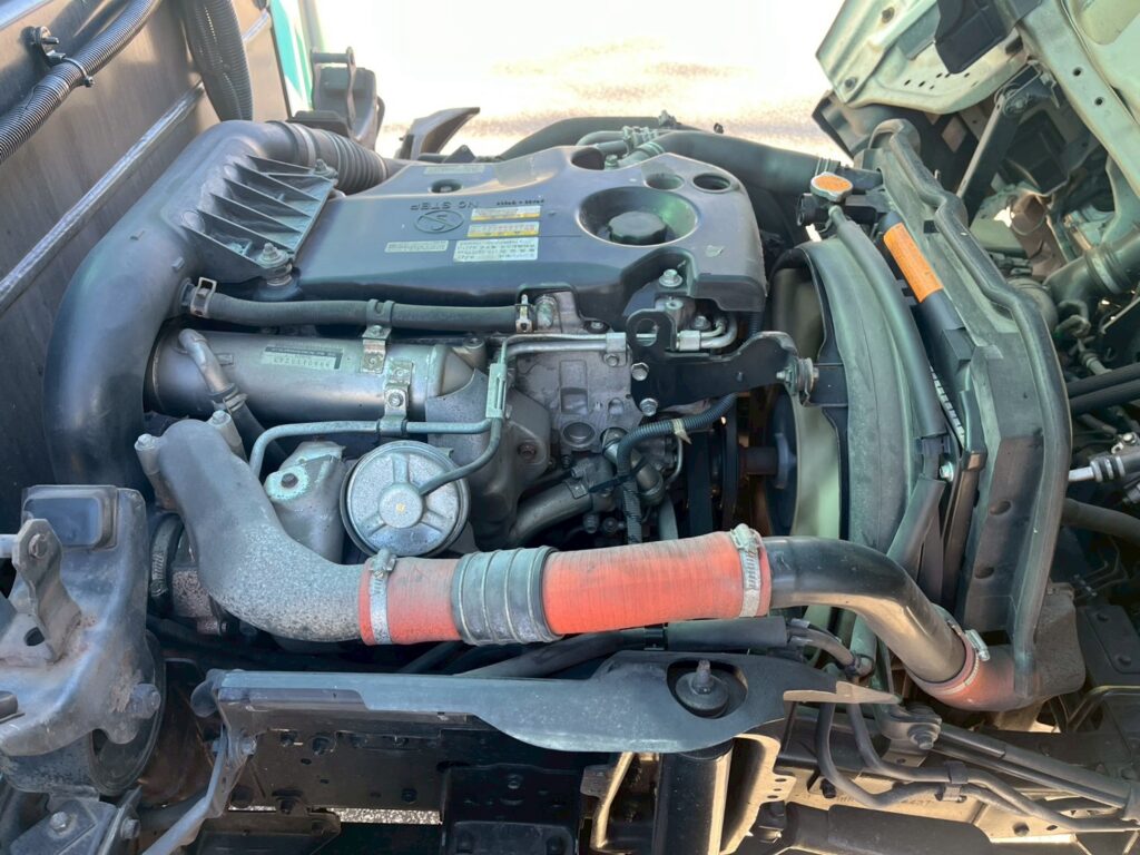 平成21年式　エルフ15.7m屈伸式ブーム高所作業車　スチールバケット