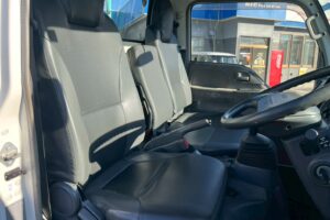 サムネイル: 平成21年式　エルフ15.7m屈伸式ブーム高所作業車　スチールバケット